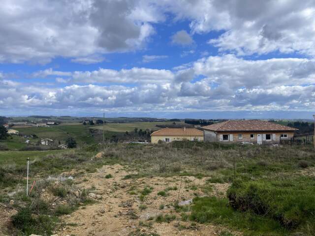 TERRAIN — photo du bien