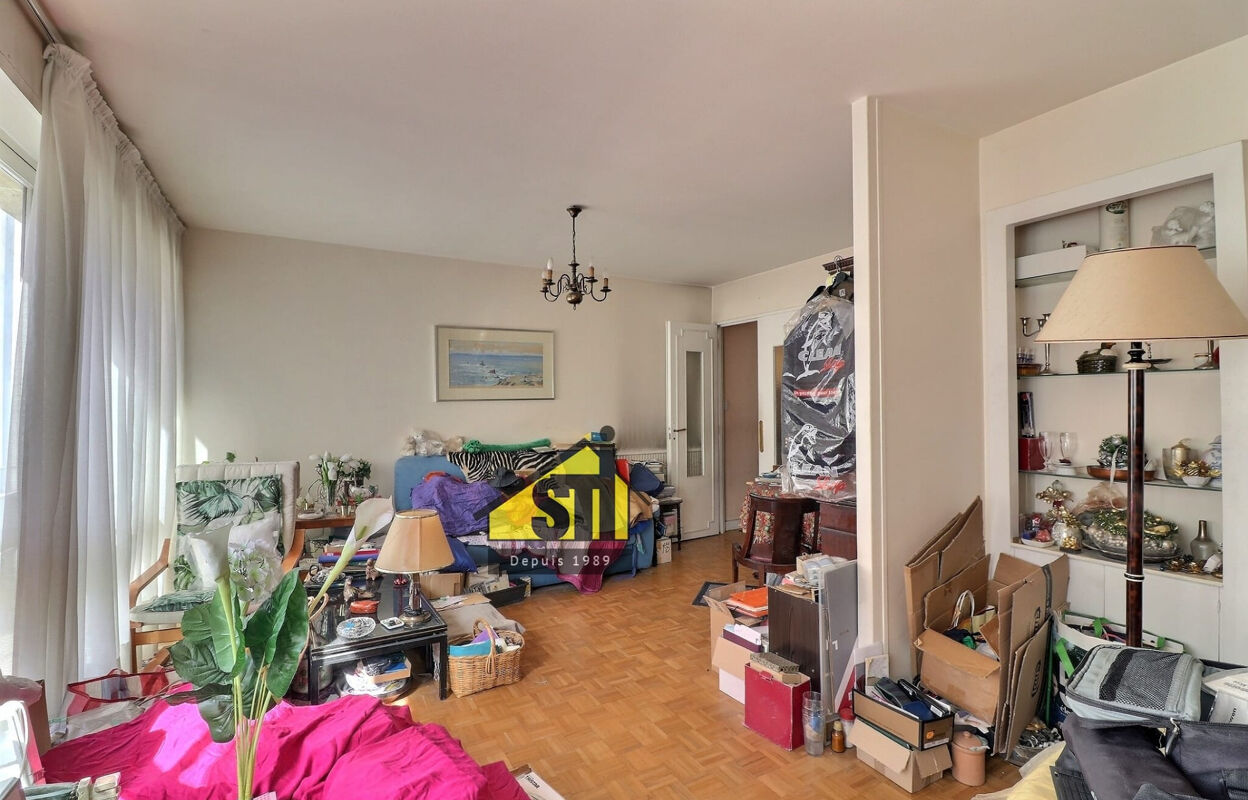 appartement 4 pièces 69 m2 à vendre à Paris 15 (75015)