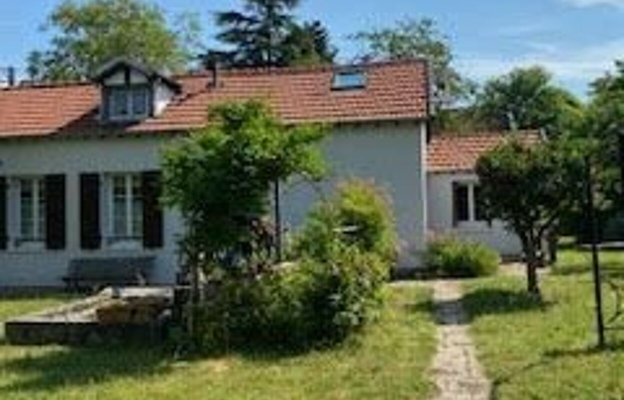 maison 4 pièces 111 m2 à vendre à La Ferté-sous-Jouarre (77260)