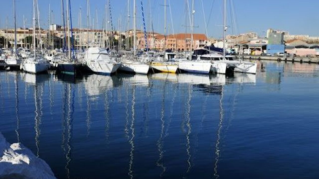 commerce  pièces  m2 à vendre à Port-de-Bouc (13110)