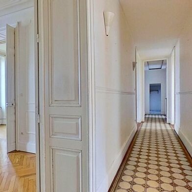 Appartement 5 pièces 140 m²