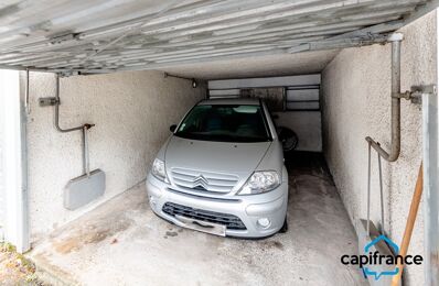 garage  pièces 17 m2 à vendre à Villenave-d'Ornon (33140)