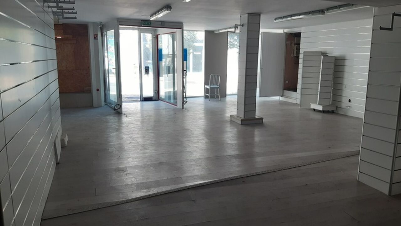 commerce 2 pièces 400 m2 à vendre à Angoulême (16000)