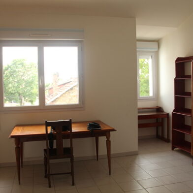 Appartement 2 pièces 975 €