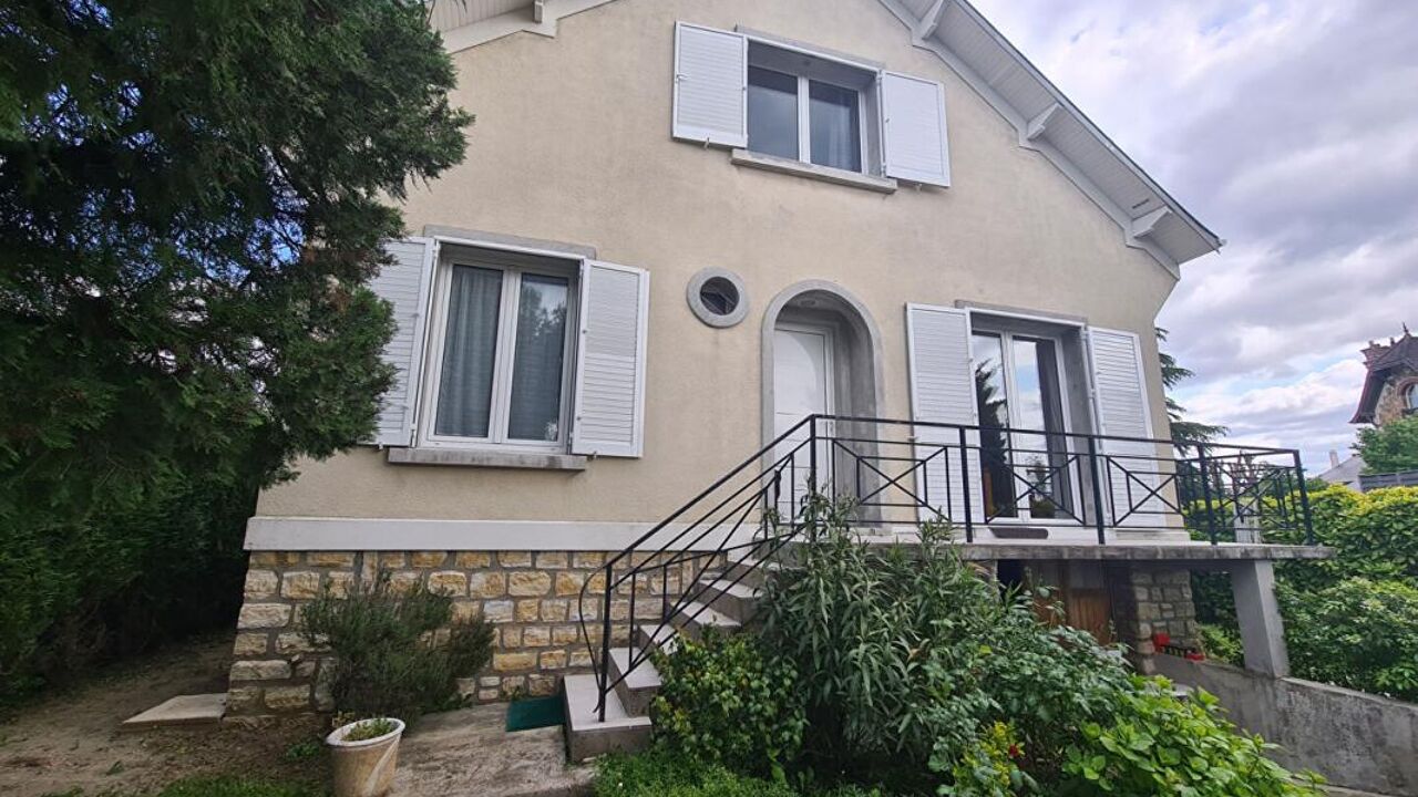 maison 6 pièces 145 m2 à vendre à Saint-Prix (95390)