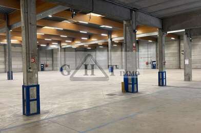 Local industriel  39580 €