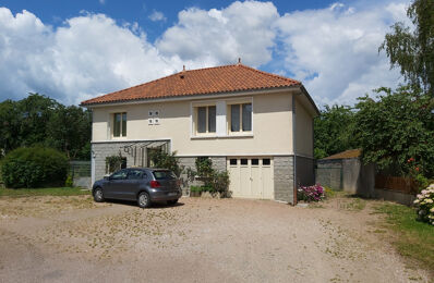location maison 580 € CC /mois à proximité de Piégut-Pluviers (24360)