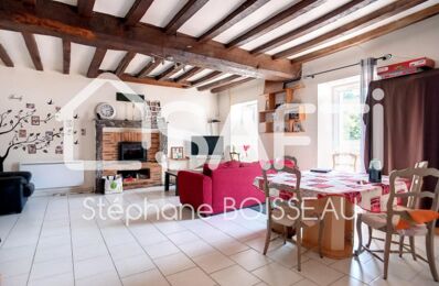 vente maison 153 000 € à proximité de Saint-Denis-d'Anjou (53290)