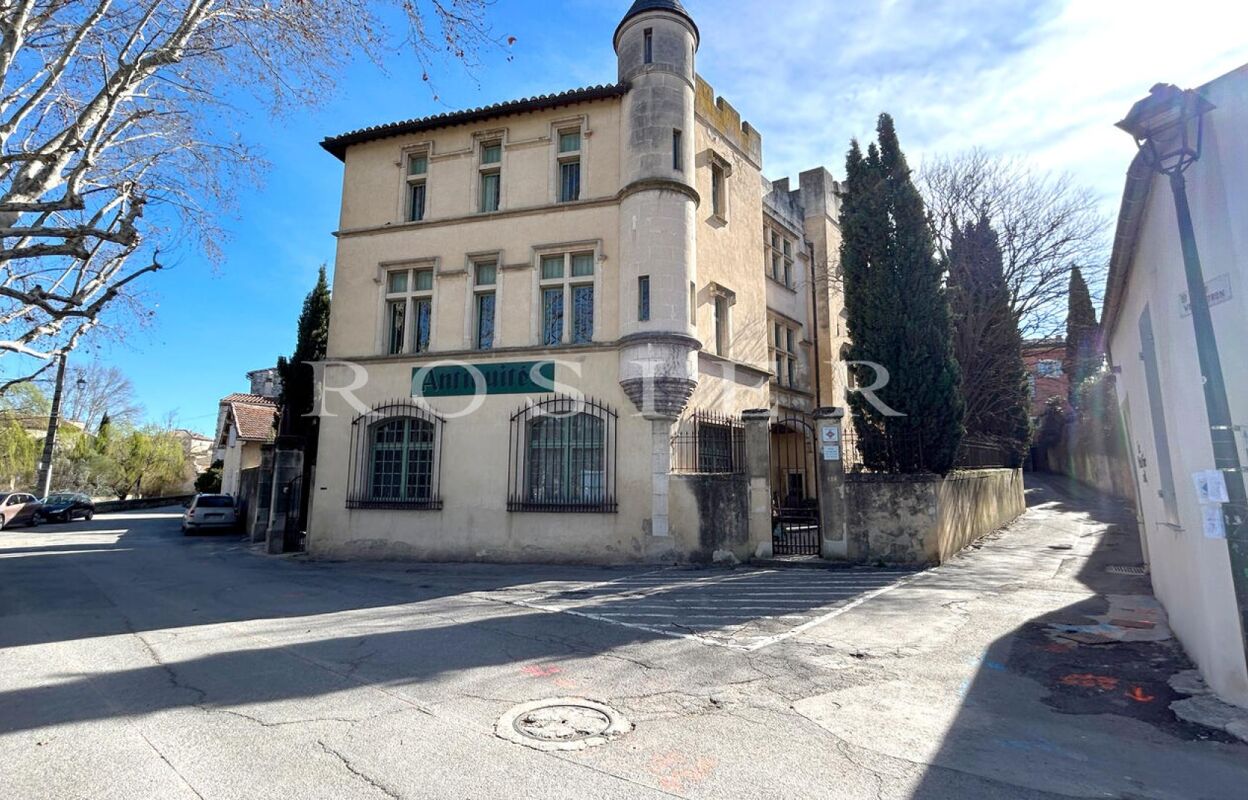 maison 20 pièces 592 m2 à vendre à Pernes-les-Fontaines (84210)