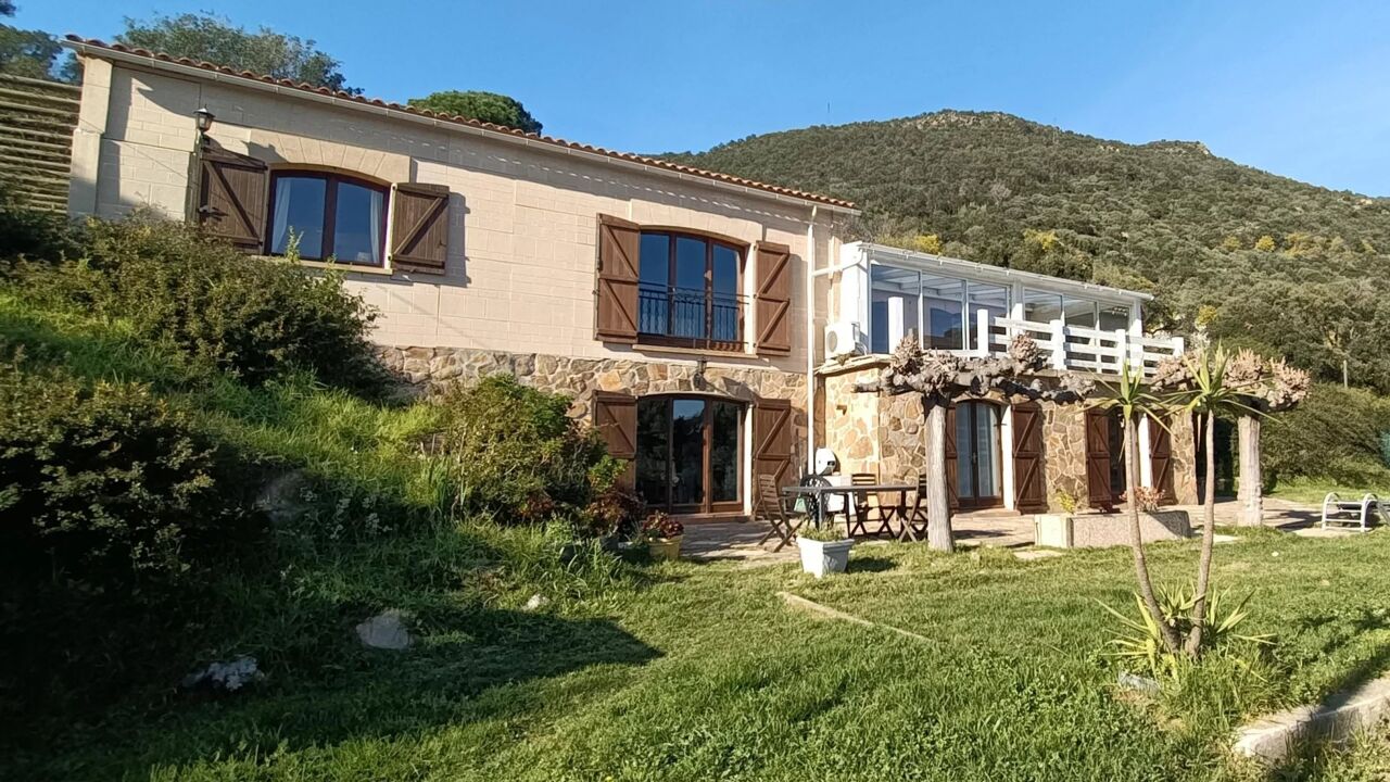 maison 8 pièces 280 m2 à vendre à Le Lavandou (83980)