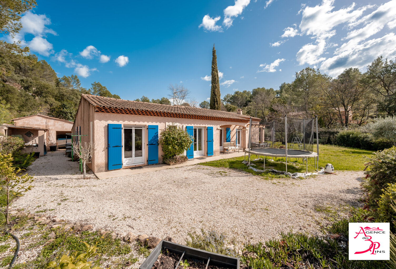 Vente maison 5 pièces 160 m² Pierrefeu-du-Var (83390) — photo 1