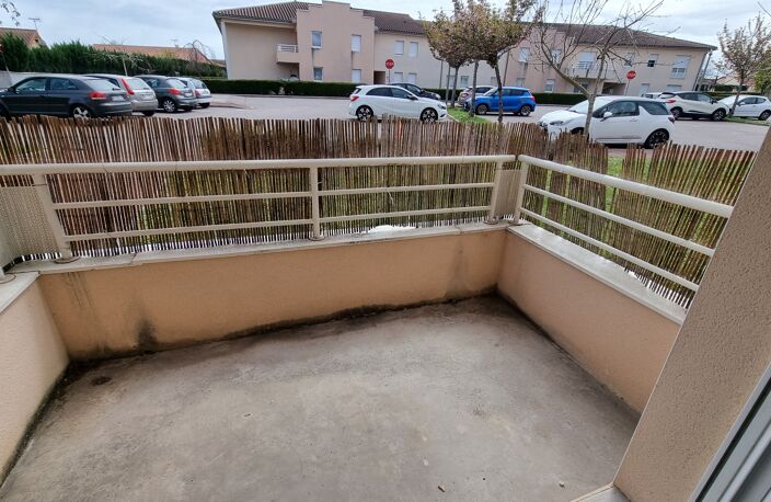 Vente appartement 2 pièces 41 m² Villerest (42300) — photo 2