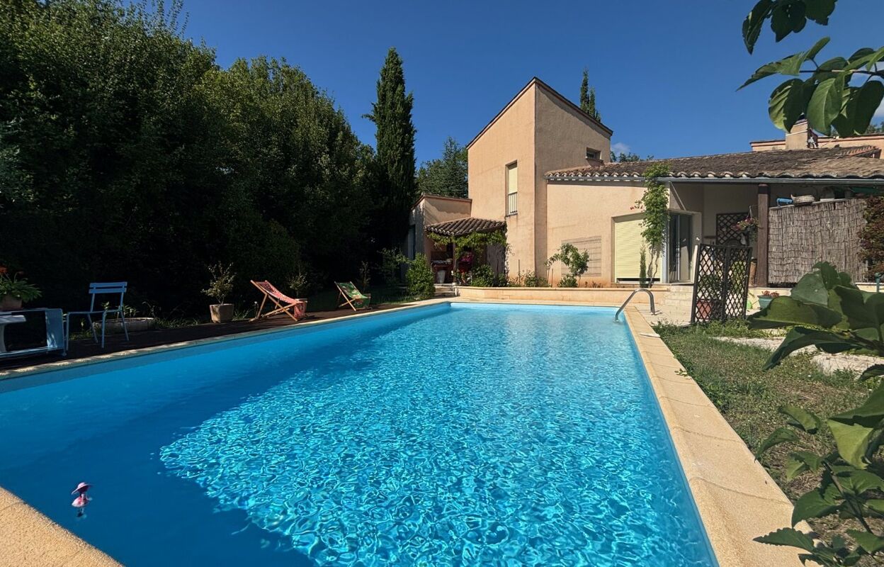 maison 6 pièces 157 m2 à vendre à Cahors (46000)