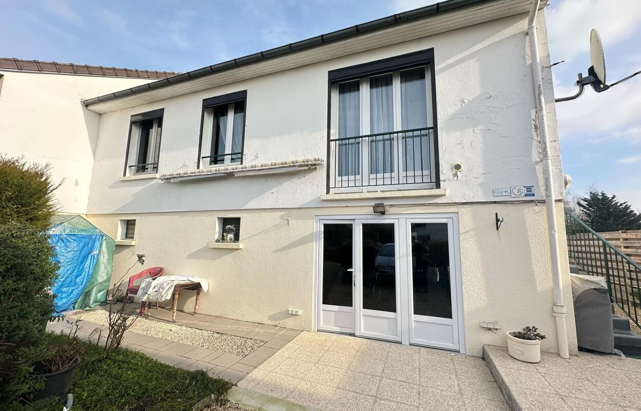 maison 4 pièces 94 m2 à vendre à Chambry (02000)