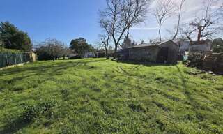 Terrain  700 m² à vendre à Le Pian-Médoc (33290)