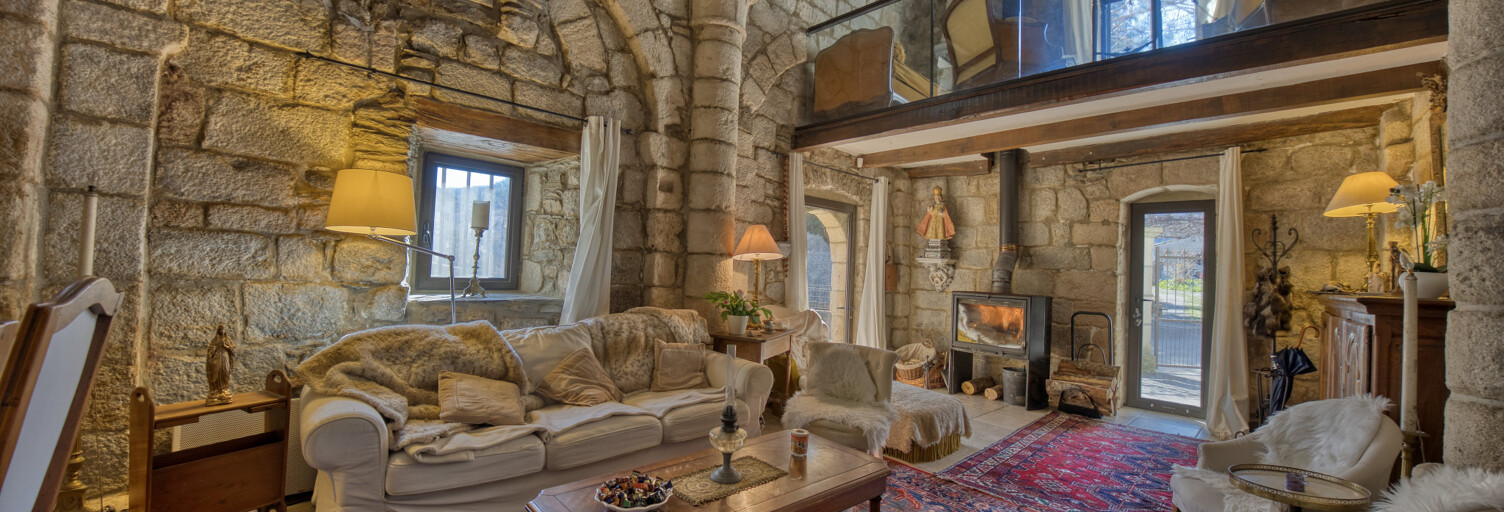 Maison 5 Pièces 115 m² à vendre à Villefort (48800)