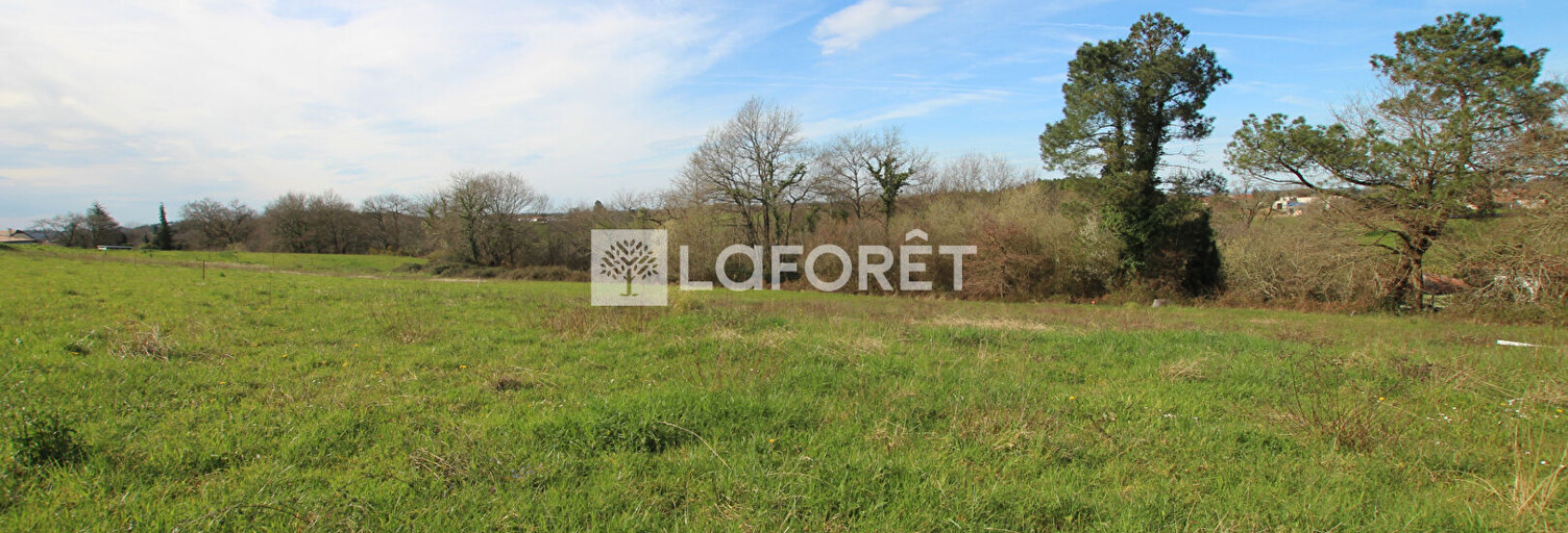 Terrain  1800 m² à vendre à Orthez (64300)
