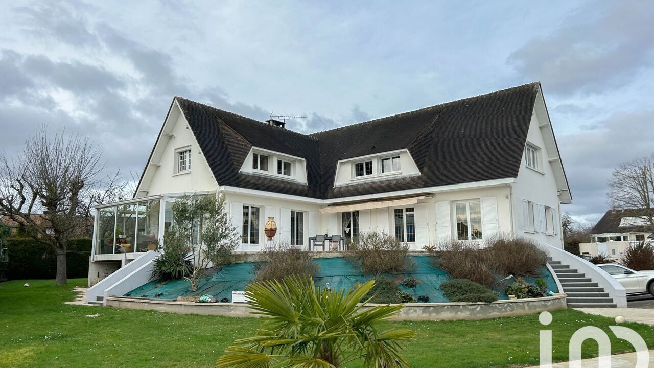 maison 9 pièces 252 m2 à vendre à Saint-Ouen-du-Tilleul (27670)