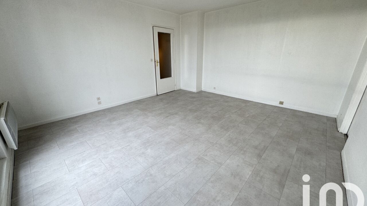 appartement 2 pièces 45 m2 à vendre à Cercy-la-Tour (58340)