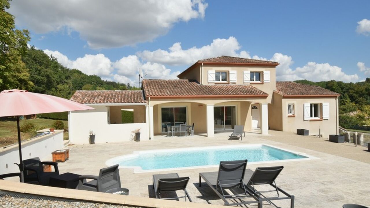 maison 6 pièces 136 m2 à vendre à Saint-Caprais-de-Lerm (47270)