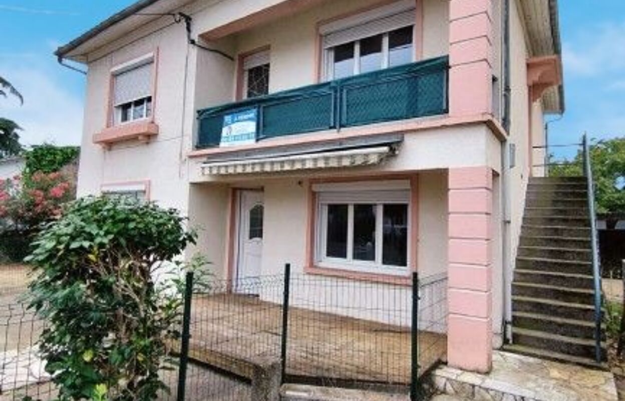 maison 12 pièces 215 m2 à vendre à Pineuilh (33220)