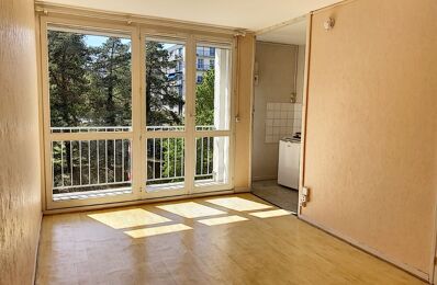 location appartement 370 € CC /mois à proximité de Saint-Antoine-du-Rocher (37360)