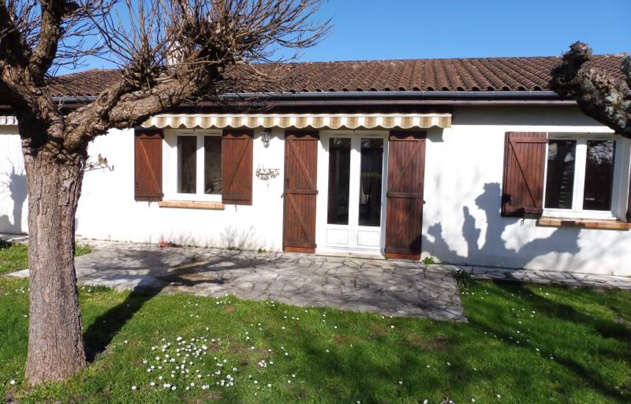 maison 5 pièces 102 m2 à vendre à Saint-Médard-de-Guizières (33230)