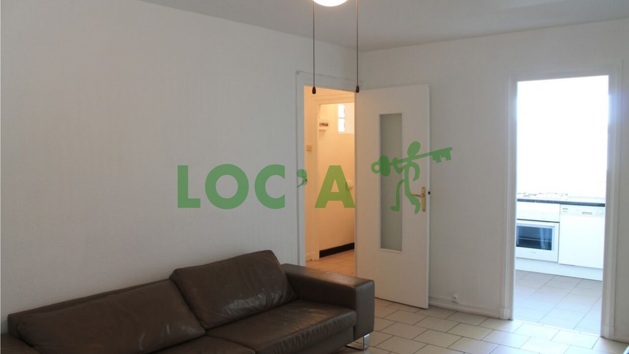 appartement 4 pièces 80 m2 à louer à Lyon 8 (69008)