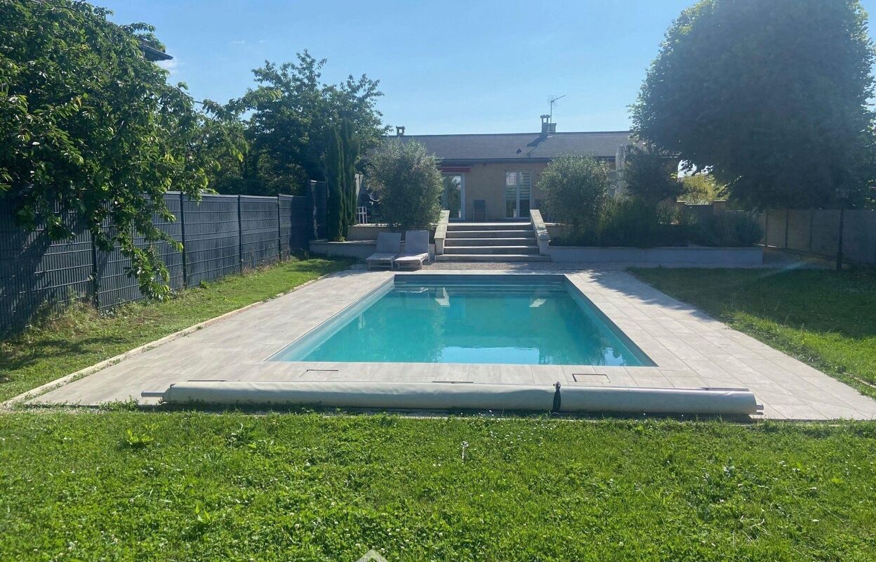 maison 6 pièces 135 m2 à vendre à Vernaison (69390)