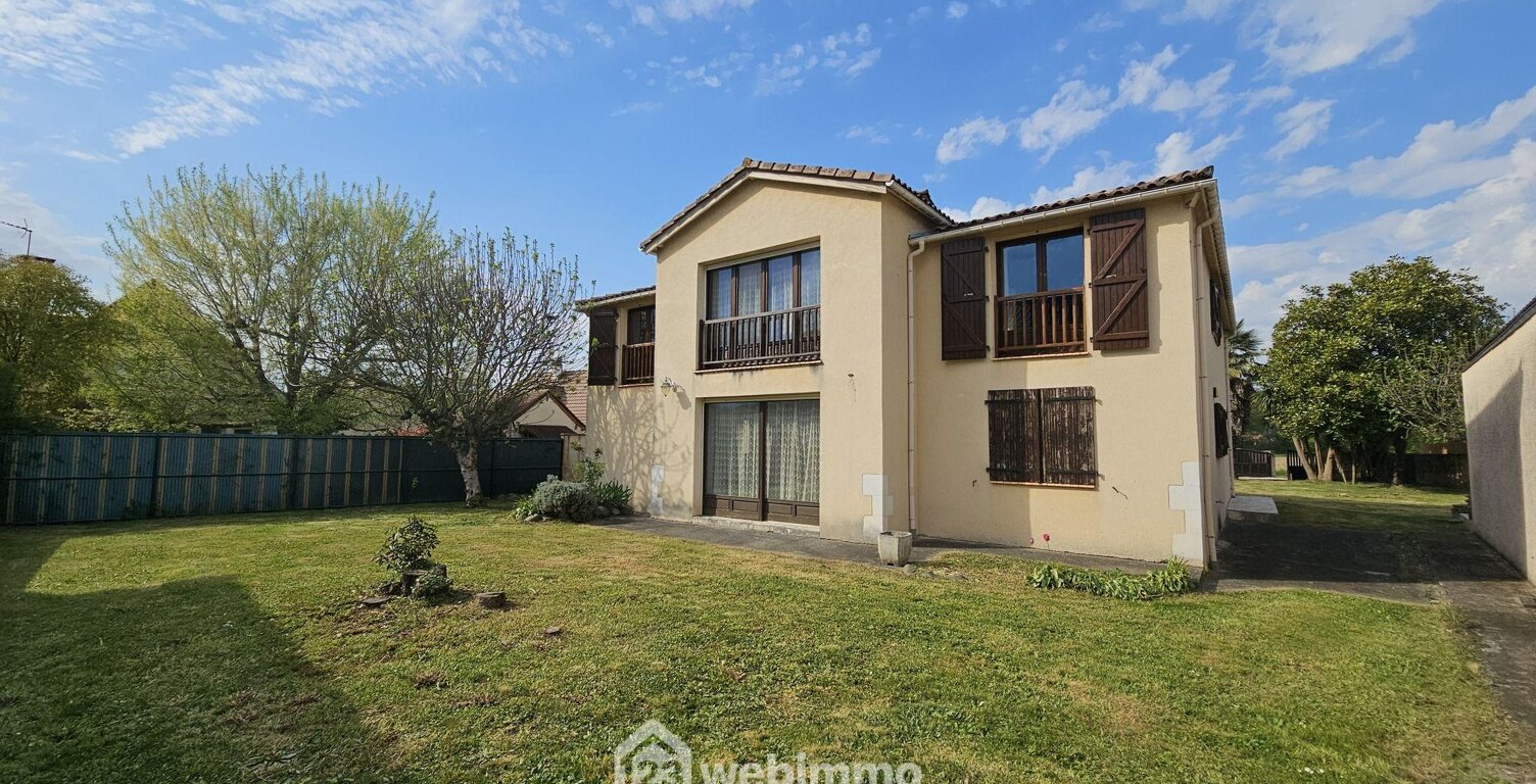 Maison - 370m² - Idron — photo 1