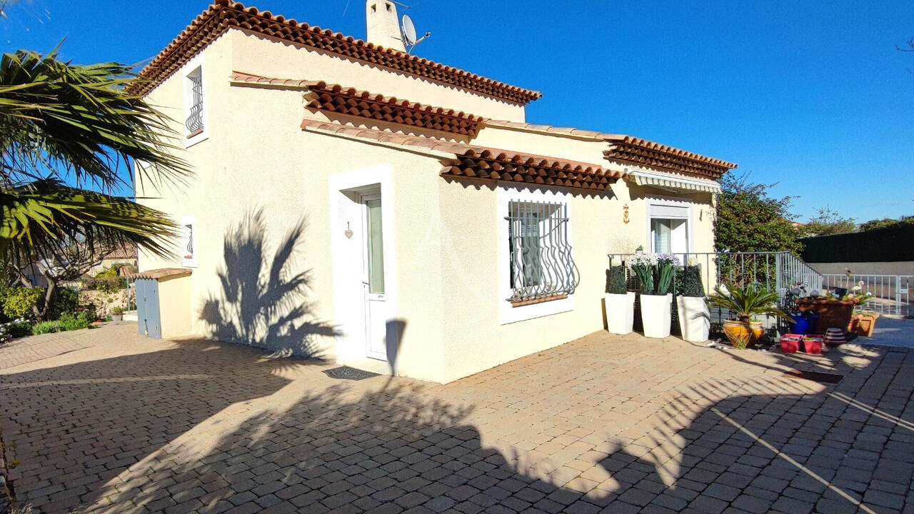 maison 5 pièces 160 m2 à vendre à La Crau (83260)