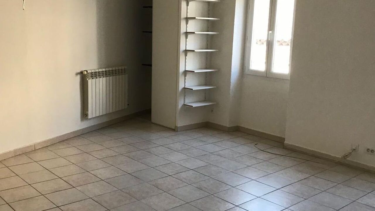 appartement 3 pièces 55 m2 à louer à Saint-Ambroix (30500)