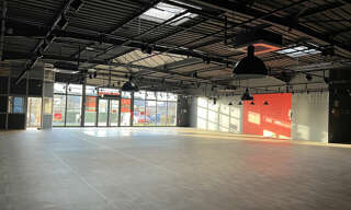 Commerce  480 m² à louer à Tours (37100)