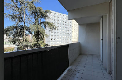 location appartement 1 200 € CC /mois à proximité de Pusignan (69330)