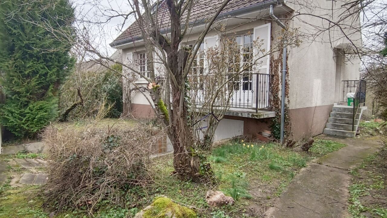 maison 5 pièces 107 m2 à vendre à Osny (95520)