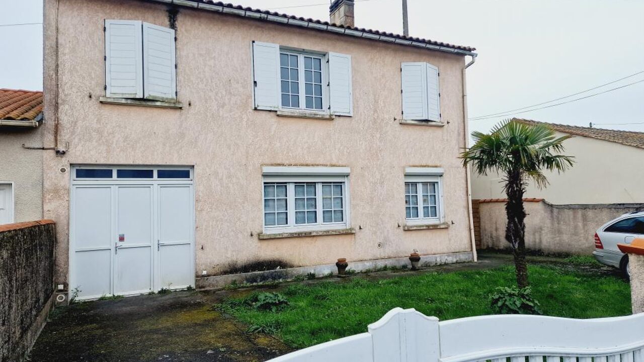 maison 5 pièces 126 m2 à vendre à Tonnay-Charente (17430)
