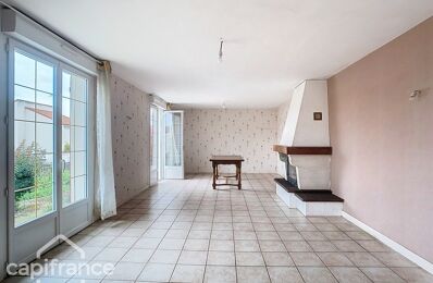 vente maison 138 000 € à proximité de Sainte-Radegonde (79100)