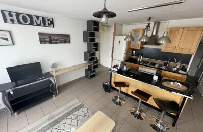 location appartement 700 € CC /mois à proximité de Saint-Savournin (13119)