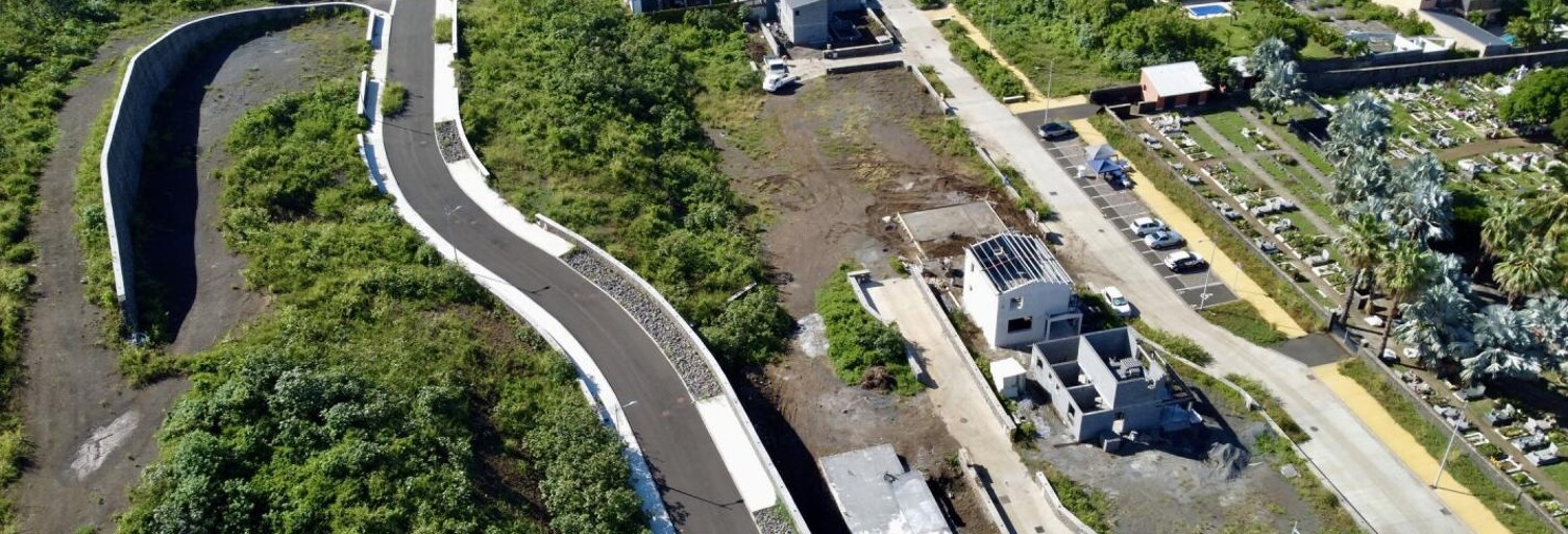 Terrain  375 m² à vendre à Saint-Pierre (97410)