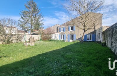 vente maison 197 000 € à proximité de Saint-Hilaire-de-Villefranche (17770)