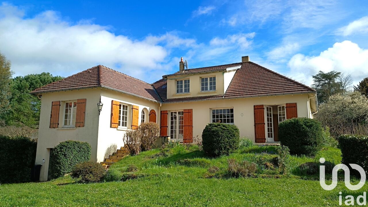 maison 7 pièces 152 m2 à vendre à Fontenay-le-Comte (85200)