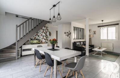 vente maison 495 000 € à proximité de Neufmoutiers-en-Brie (77610)