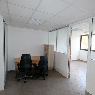 Commerce 3 pièces 53 m²