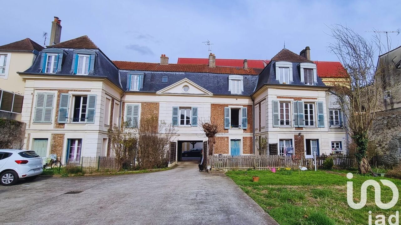 appartement 2 pièces 84 m2 à vendre à Corbeil-Essonnes (91100)