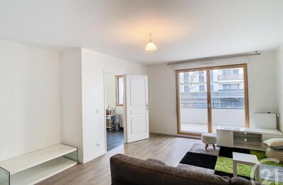 location appartement 1 250 € CC /mois à proximité de Pontault-Combault (77340)