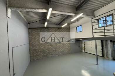Local industriel  3169 €