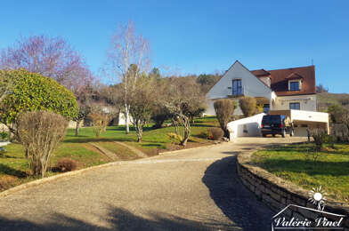 Maison 7 pièces 895000 €