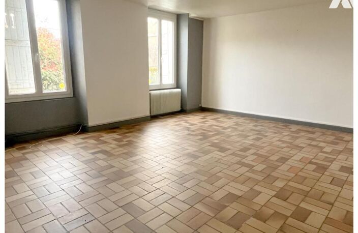 Vente maison 5 pièces 116 m² Montreuil-Juigné (49460) — photo 2