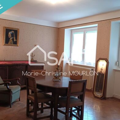 Maison 8 pièces 245 m²