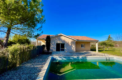 Secteur Lédat, au fond d'une impasse au calme, venez découvrir cette belle maison de plain-pied de 109,13 m2 habitables sans aucun travaux à prévoir. Le salon-séjour de 37,44 m2 avec cuisine ouverte sur l'espace de vie donne sur une belle terrasse couvert — photo du bien